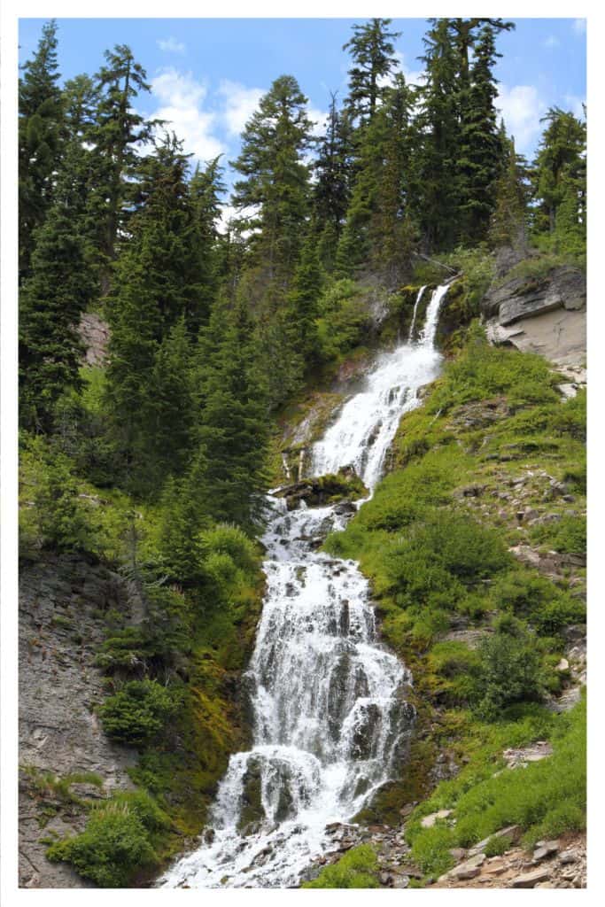 Vidae Falls is located just off Rim Drive, making it a site well worth seeing at Crater Lake.